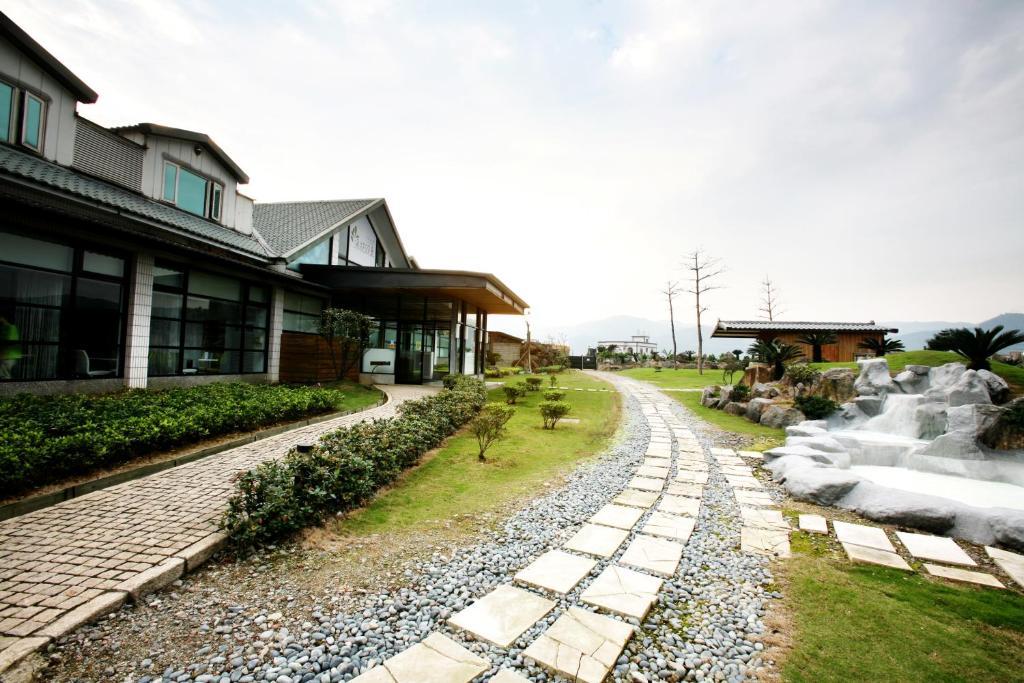 챗 핫 스프링 리조트 지룽 외부 사진